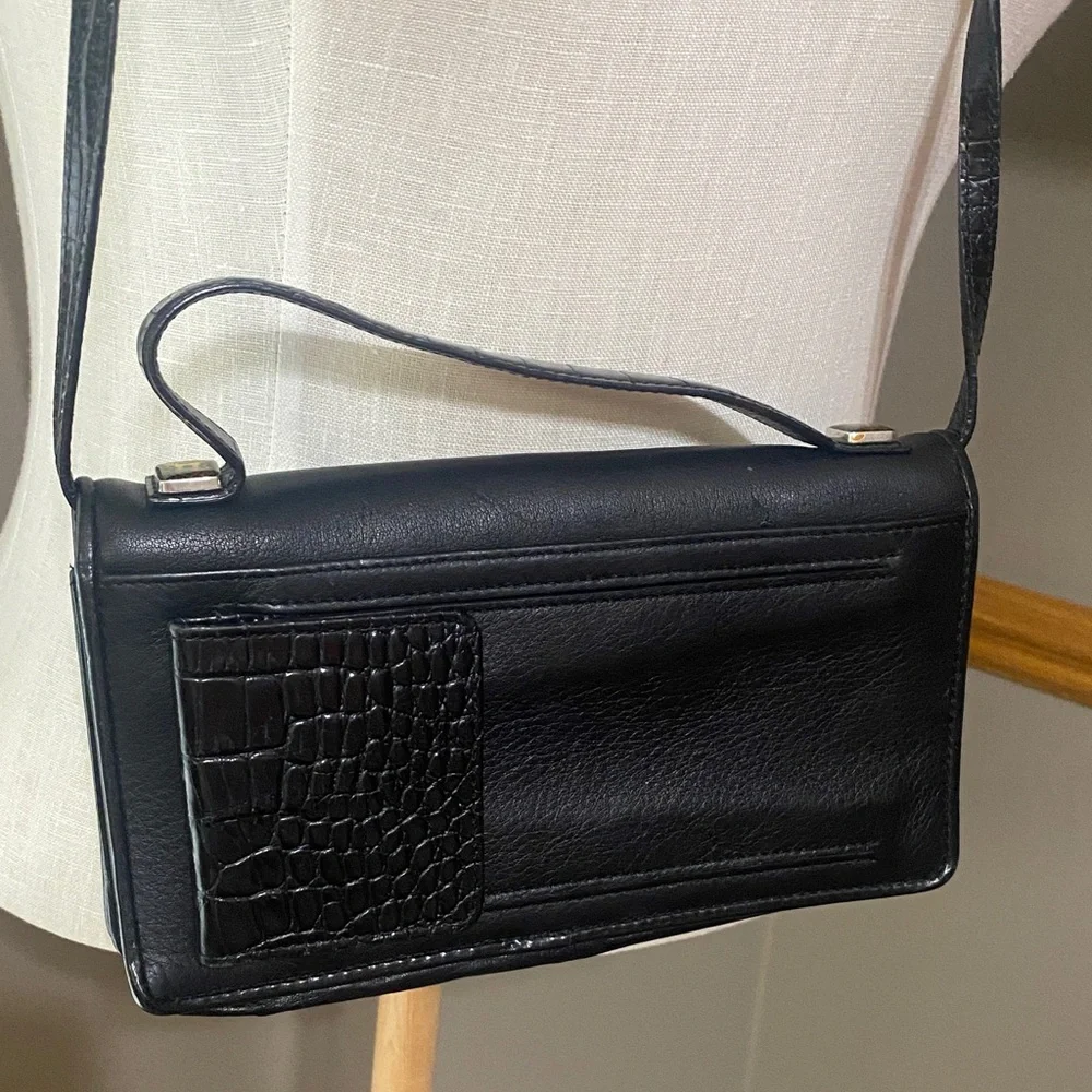 Brighton Black Leather crossbody purse wallet